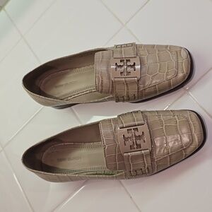 Tory Burch flat shoes